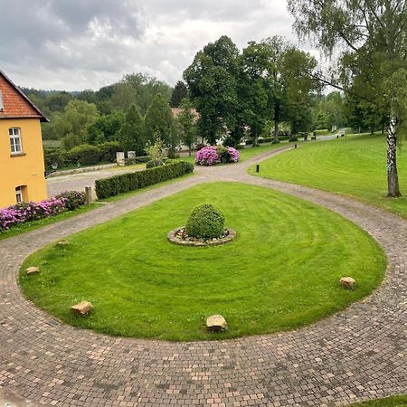 Hotel Schloss Hoehnscheid Bad Arolsen Exterior photo