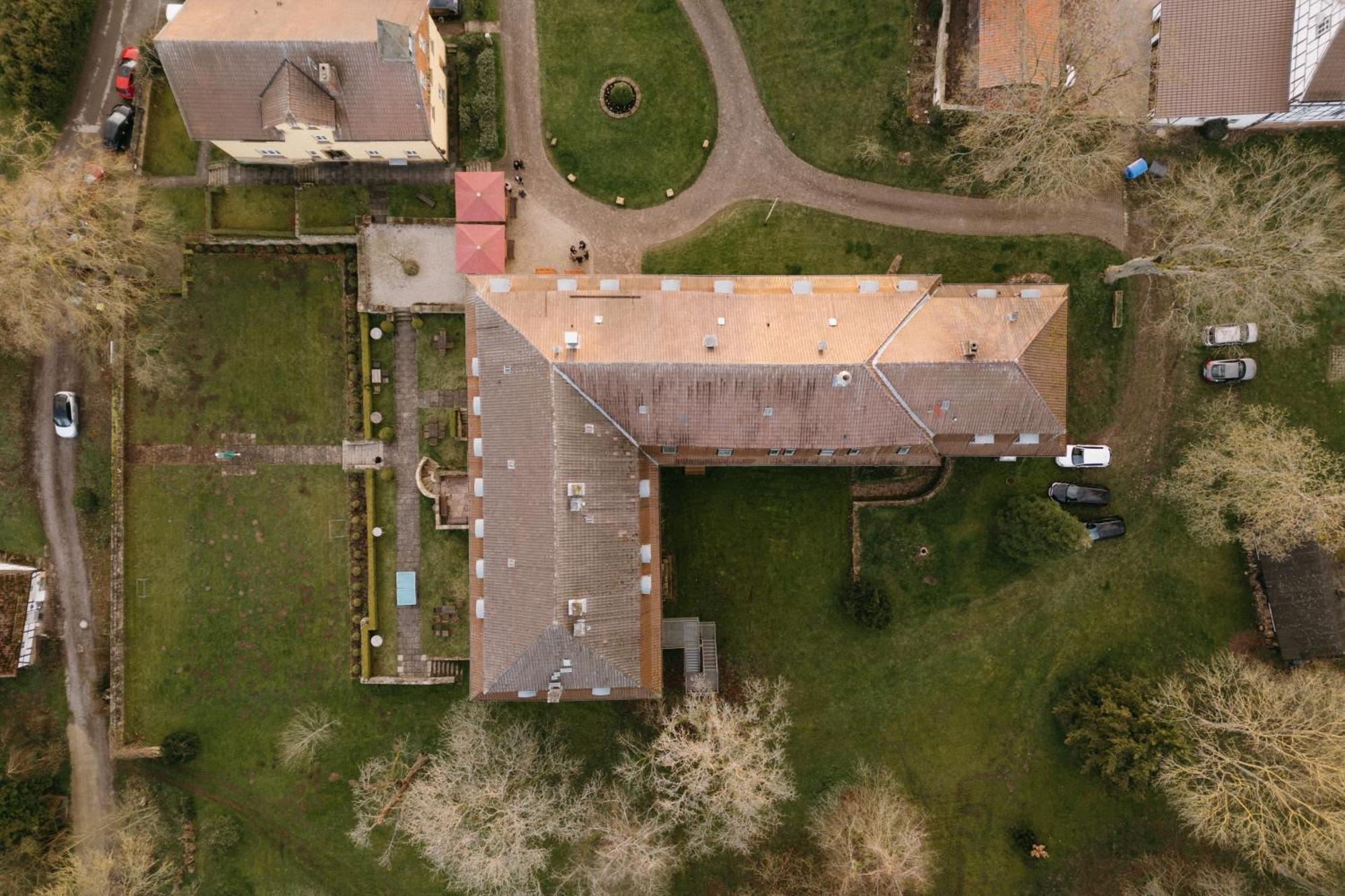 Hotel Schloss Hoehnscheid Bad Arolsen Exterior photo